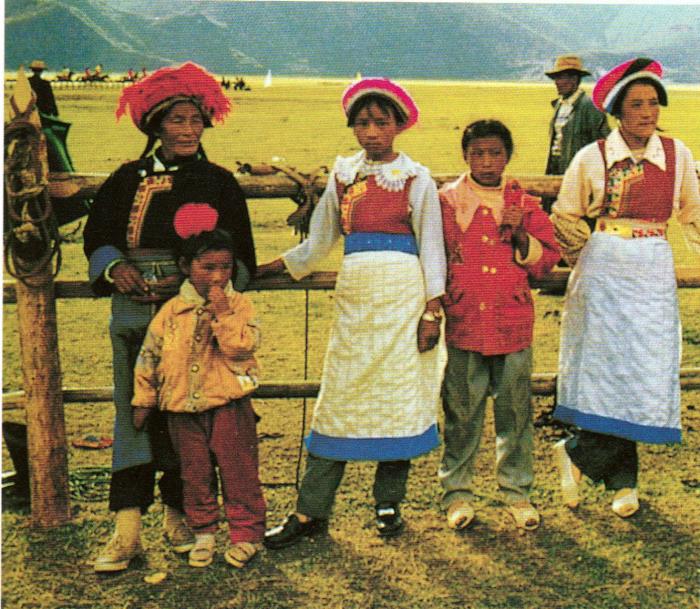 香格里拉傳統藏族服飾